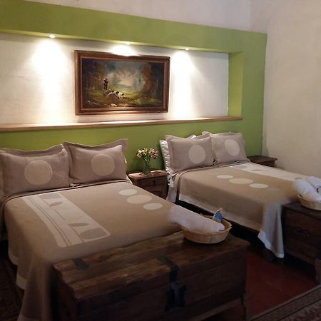 Casa Limonchelo Hotel B&B Morelia Extérieur photo